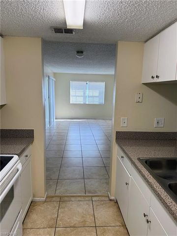 3421 Winkler AVE 411, Fort Myers, FL 33916