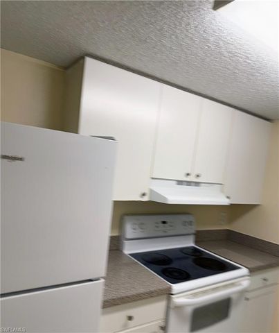 3421 Winkler AVE 411, Fort Myers, FL 33916