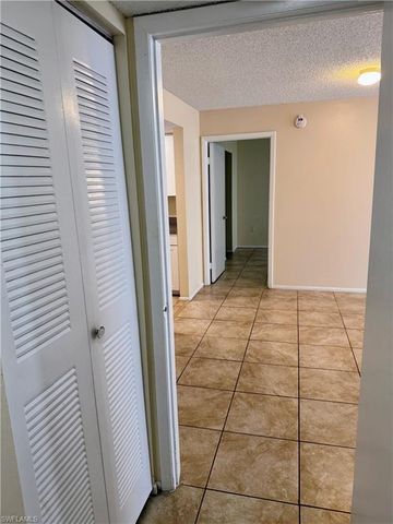 3421 Winkler AVE 411, Fort Myers, FL 33916