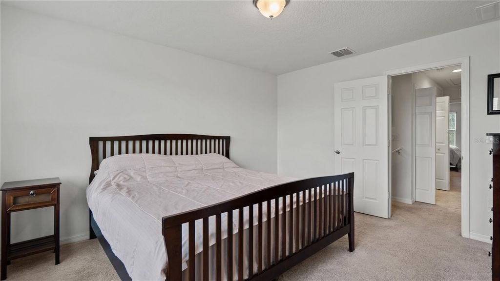 Image 14 of property listing at 8113 RED STOPPER LANE, Winter Garden, FL 34787