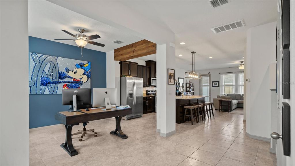 Image 3 of property listing at 8113 RED STOPPER LANE, Winter Garden, FL 34787