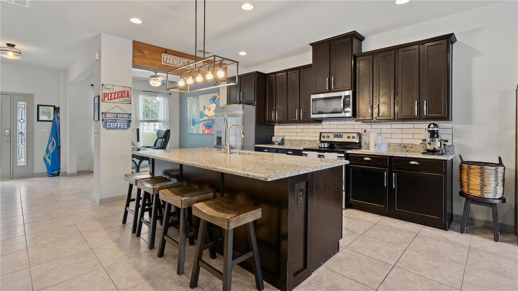 Image 4 of property listing at 8113 RED STOPPER LANE, Winter Garden, FL 34787