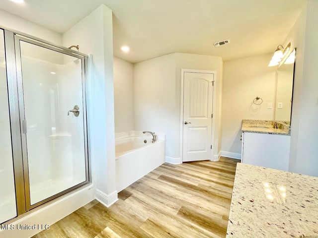 6211 Saphire Lane, Biloxi, MS 39532