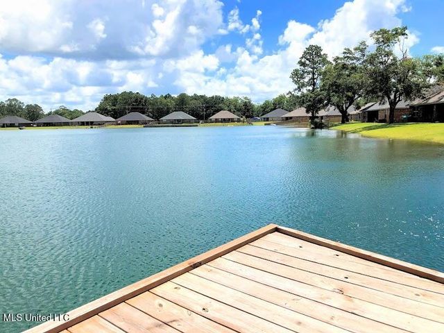 6211 Saphire Lane, Biloxi, MS 39532