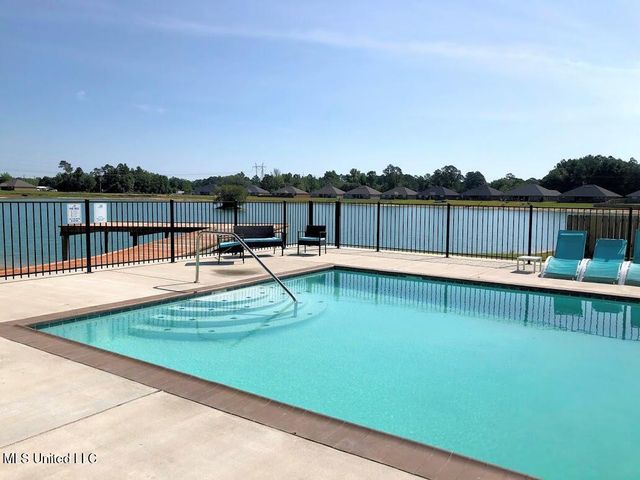 6211 Saphire Lane, Biloxi, MS 39532