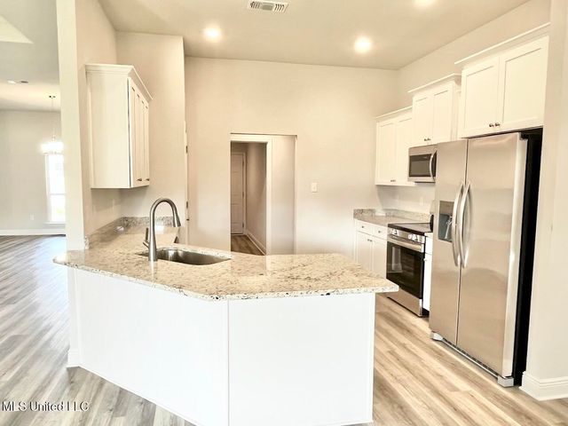 6211 Saphire Lane, Biloxi, MS 39532