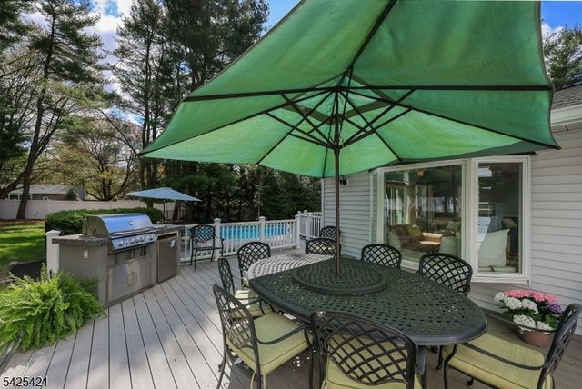 19 Eton Pl, Bernards Twp., NJ 07920