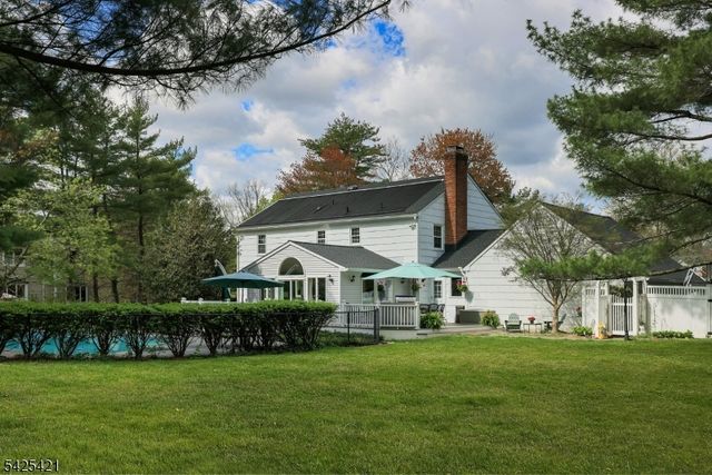 19 Eton Pl, Bernards Twp., NJ 07920