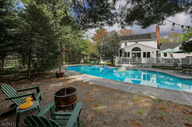 19 Eton Pl, Bernards Twp., NJ 07920