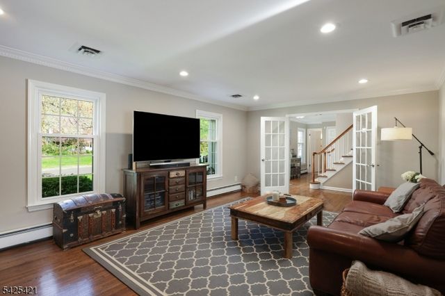 19 Eton Pl, Bernards Twp., NJ 07920