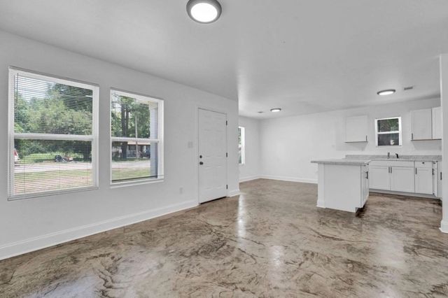 3896 E CHRISTINE GDNS, Memphis, TN 38118