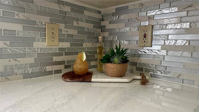 2193 CORK OAK STREET E, Sarasota, FL 34232