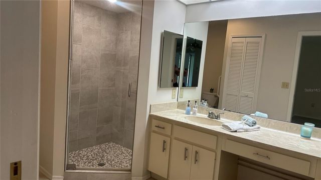 2193 CORK OAK STREET E, Sarasota, FL 34232