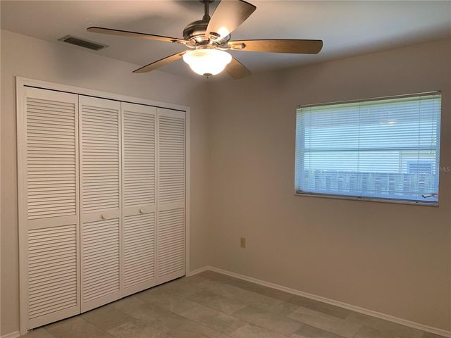 2193 CORK OAK STREET E, Sarasota, FL 34232