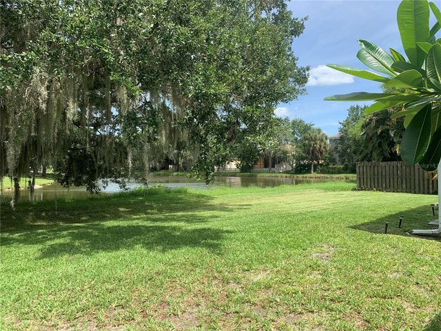 2193 CORK OAK STREET E, Sarasota, FL 34232