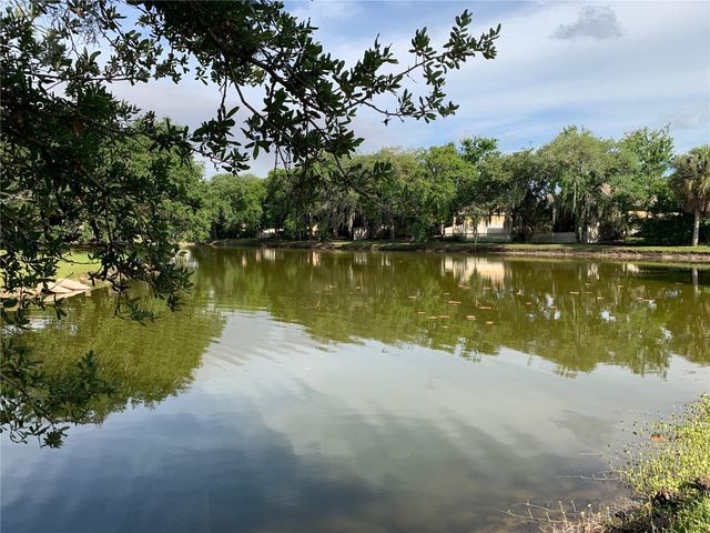 2193 CORK OAK STREET E, Sarasota, FL 34232