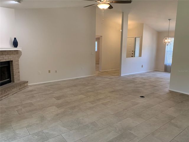 2193 CORK OAK STREET E, Sarasota, FL 34232