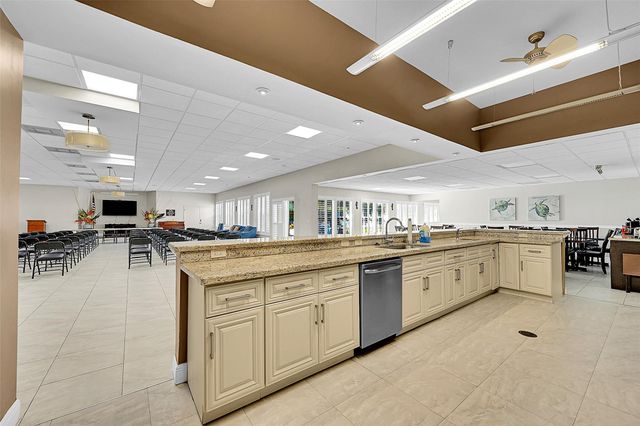 2340 SW 22nd Ave 303, Delray Beach, FL 33445