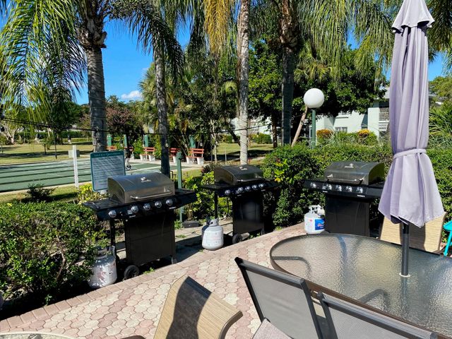 2340 SW 22nd Ave 303, Delray Beach, FL 33445