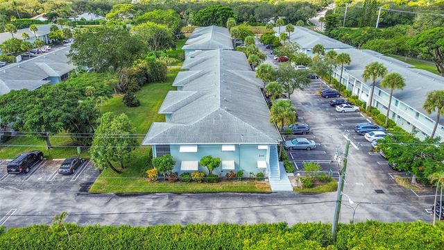 2340 SW 22nd Ave 303, Delray Beach, FL 33445
