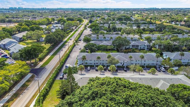 2340 SW 22nd Ave 303, Delray Beach, FL 33445