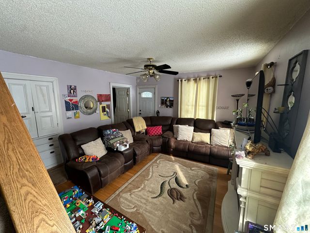 78 South River Street, Enfield, CT 06082