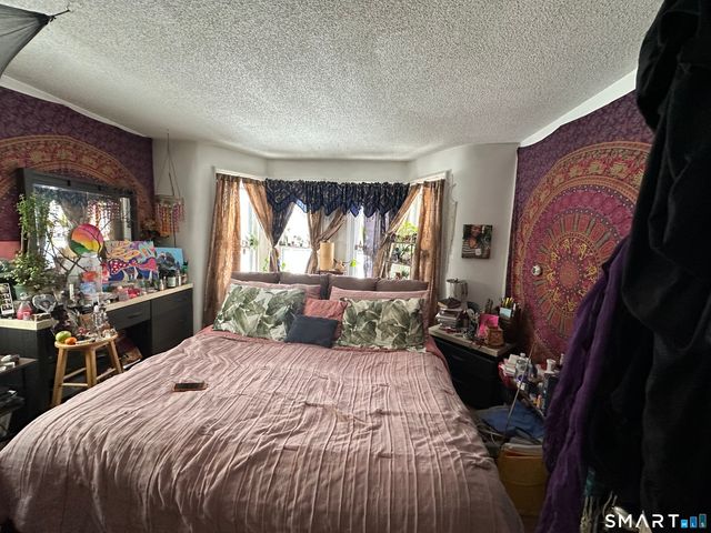 78 South River Street, Enfield, CT 06082