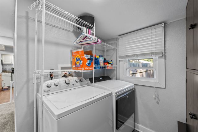 4261 NE 27th Street, Des Moines, IA 50317