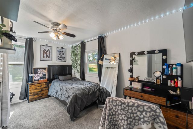 4261 NE 27th Street, Des Moines, IA 50317