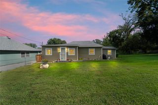4261 NE 27th Street, Des Moines, IA 50317