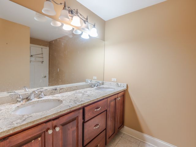 14420 2nd Avenue, Orland Park, IL 60462