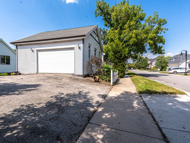 14420 2nd Avenue, Orland Park, IL 60462