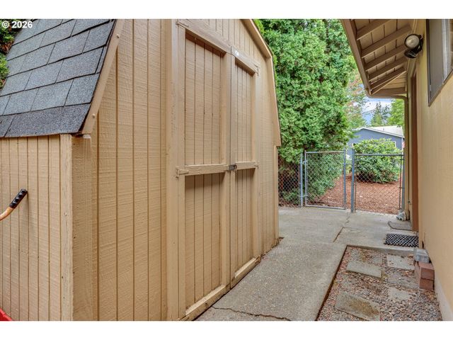 12918 Sw THUNDERHEAD Way, Beaverton, OR 97008