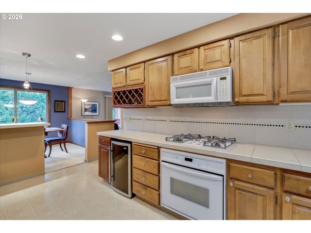 12918 Sw THUNDERHEAD Way, Beaverton, OR 97008