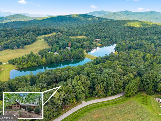 501 High Meadow Lakes Rd, Clarkesville, GA 30523