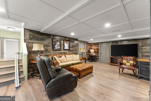 501 High Meadow Lakes Rd, Clarkesville, GA 30523