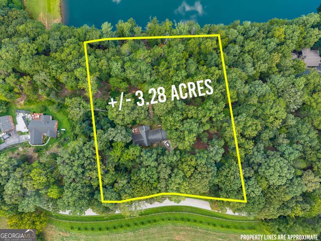501 High Meadow Lakes Rd, Clarkesville, GA 30523