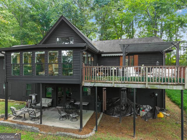501 High Meadow Lakes Rd, Clarkesville, GA 30523