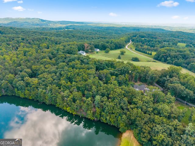 501 High Meadow Lakes Rd, Clarkesville, GA 30523