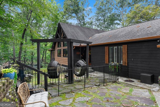 501 High Meadow Lakes Rd, Clarkesville, GA 30523