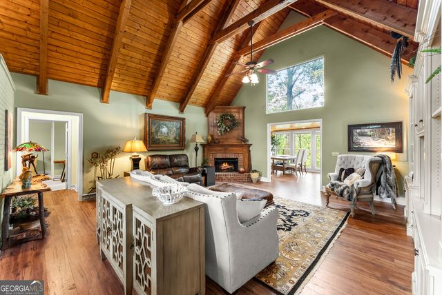 501 High Meadow Lakes Rd, Clarkesville, GA 30523