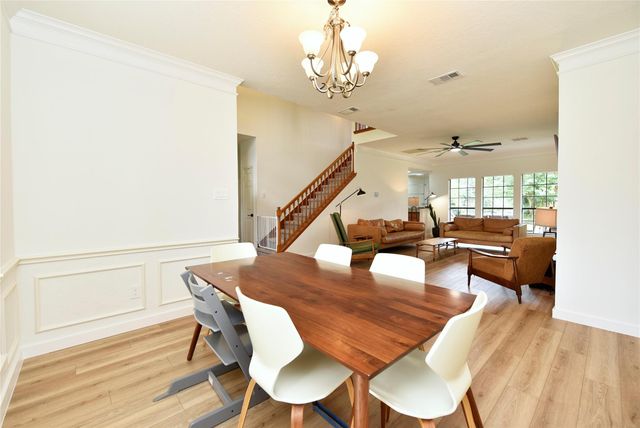 1110 Lake Estates Drive, Sugar Land, TX 77498