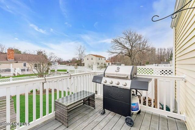 19 Fieldstone Lane, Ocean Twp, NJ 07712