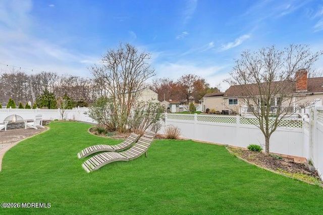 19 Fieldstone Lane, Ocean Twp, NJ 07712