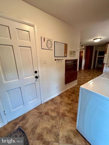 418 HERWEN DRIVE DR, Shippensburg, PA 17257