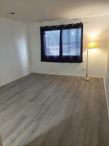 2728 W 87TH Street 1A, Chicago, IL 60652