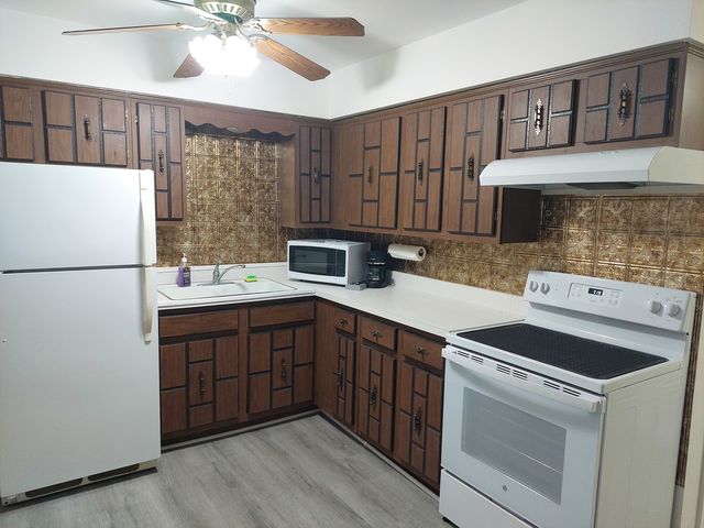 2728 W 87TH Street 1A, Chicago, IL 60652