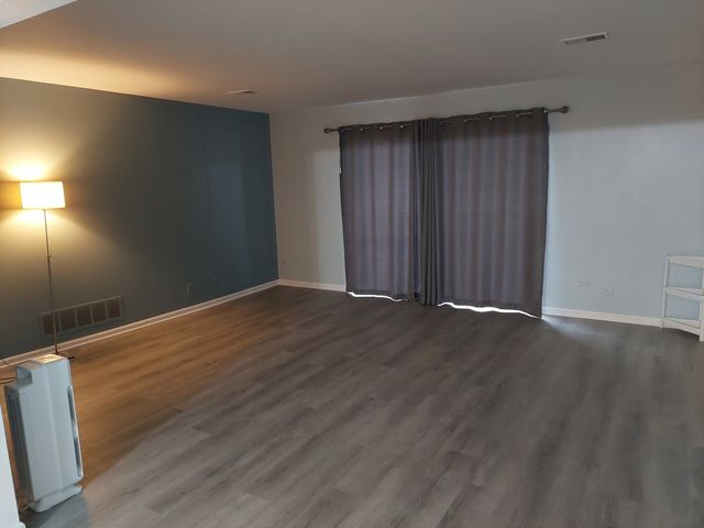 2728 W 87TH Street 1A, Chicago, IL 60652