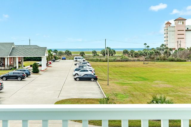 3506 Cove View Boulevard 610, Galveston, TX 77554