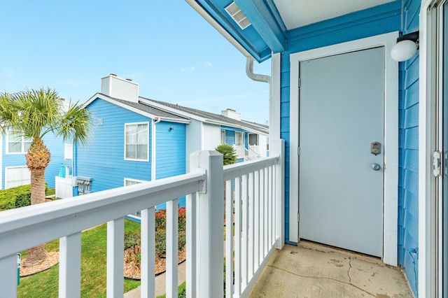 3506 Cove View Boulevard 610, Galveston, TX 77554